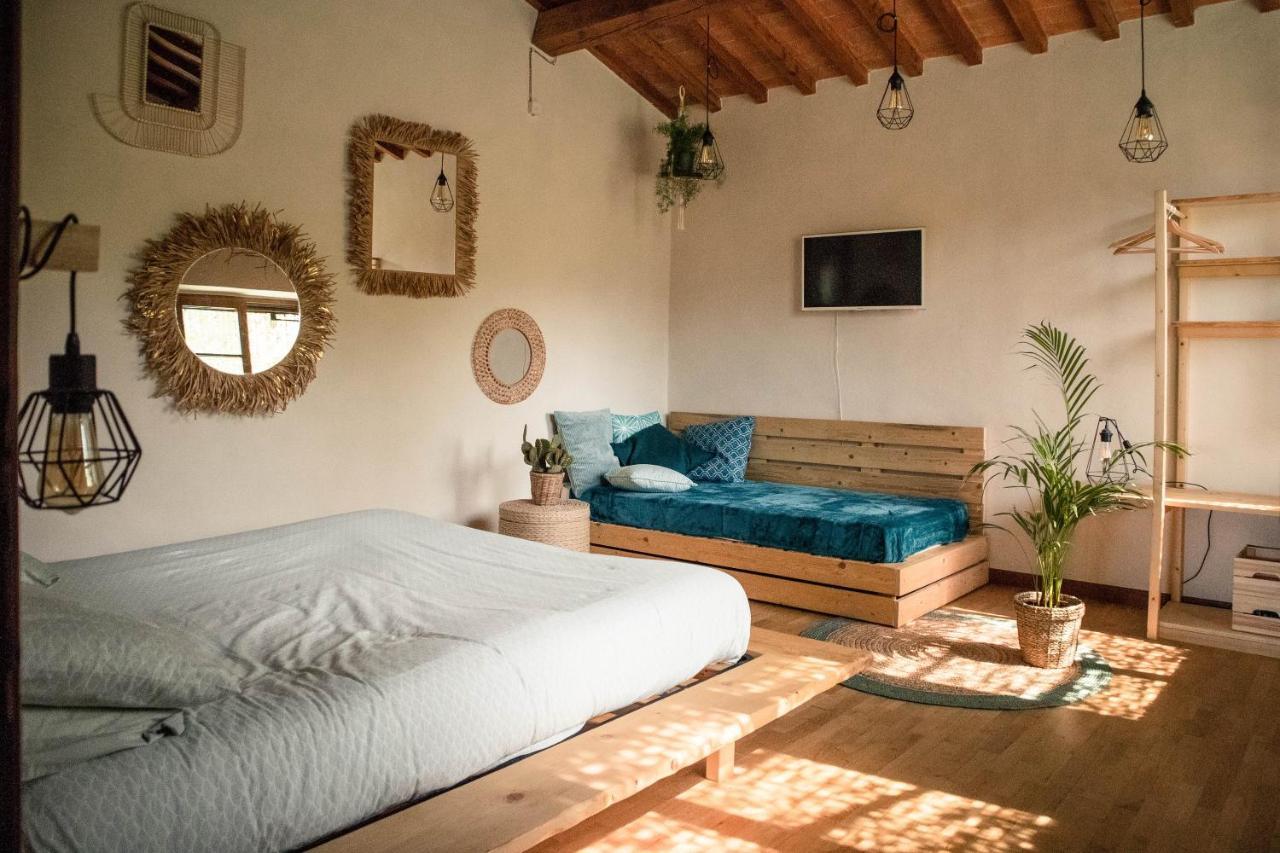 Social Garden - Private Room Calci Exterior foto